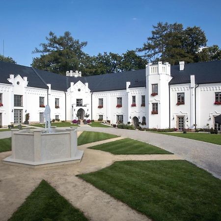 Hotel Zamek Kvasetice Havlíčkŭv Brod Esterno foto